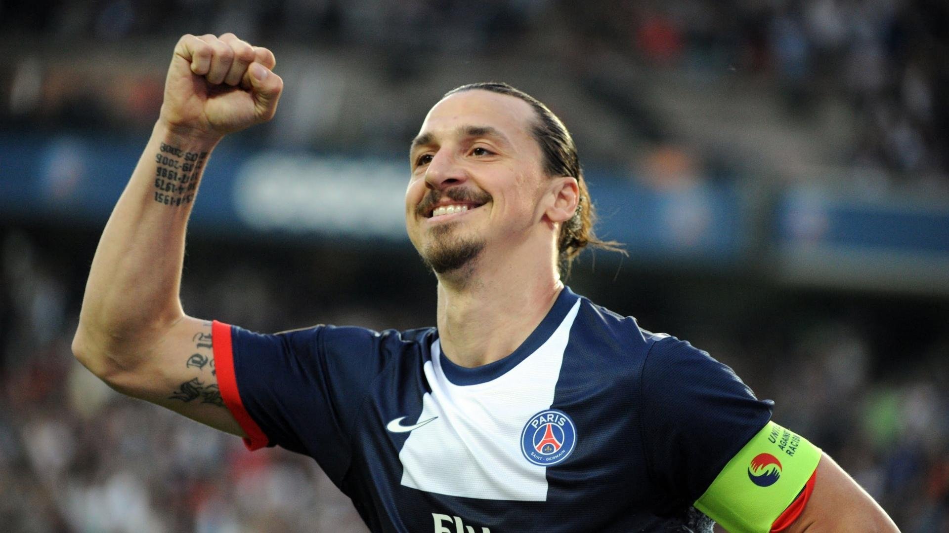 欧冠十六强:巴黎两度领先被曼联绝杀 点球判罚引巨大争议